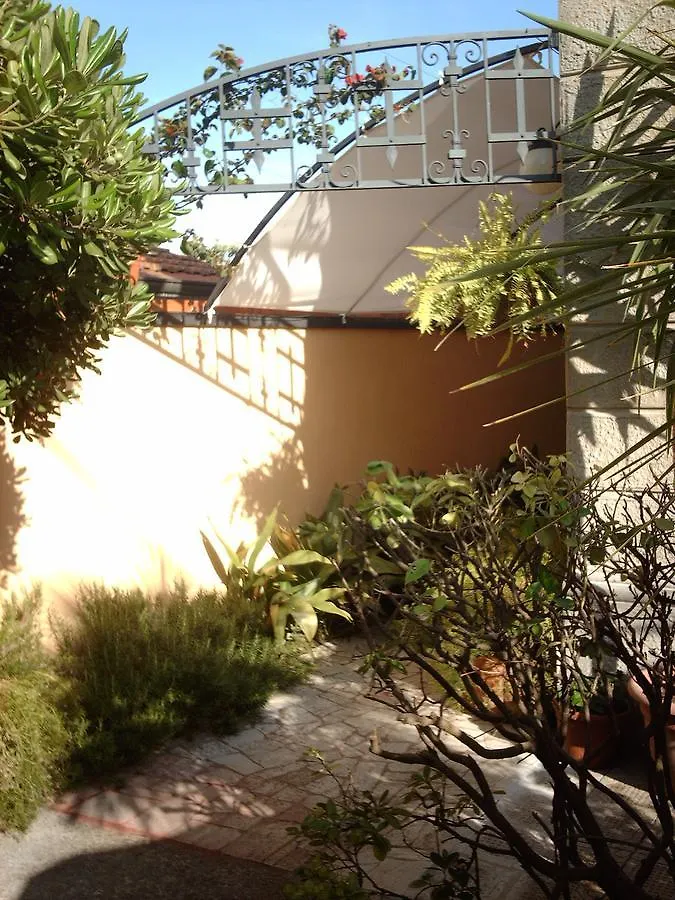 Le Villi Friendly B&B Torre del Lago Puccini Frühstückspension