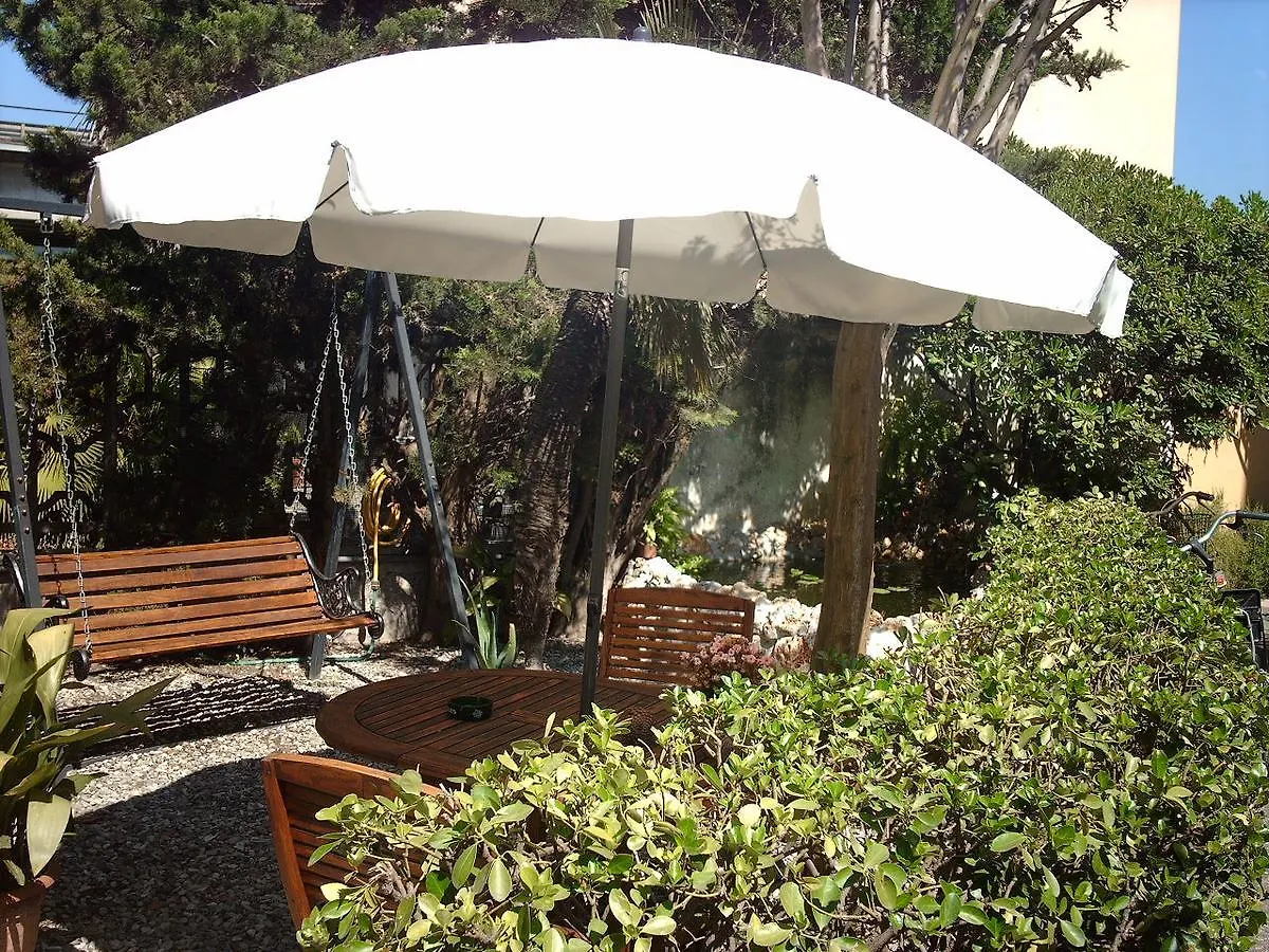 Le Villi Friendly B&B Torre del Lago Puccini 3*,  Italy