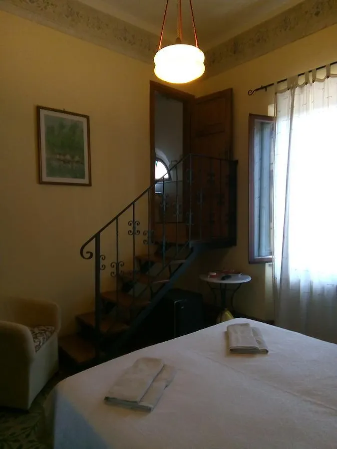 Le Villi Friendly B&B Torre del Lago Puccini 3*,  Italien